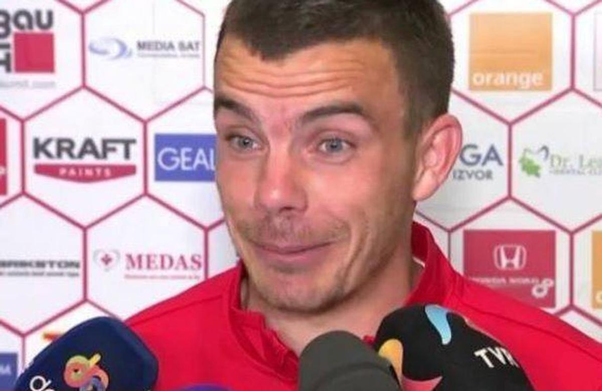 CRAIOVA - CLINCENI 0-1. Să râdem cu Dan Nistor » Cum și-a botezat mijlocașul oltenilor noul coleg :)
