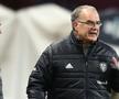 Marcelo Bielsa, 65 de ani, antrenorul lui Leeds, a efectuat o schimbare în minutul 20 al partidei cu Aston Villa, scor 3-0 // Sursă foto: Getty