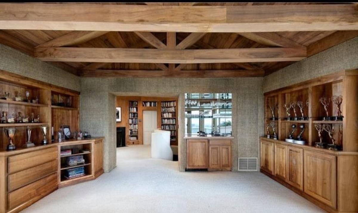 FOTO Achiziție extravagantă a lui LeBron James » Aproape 37 de milioane de dolari pentru proprietatea unde a locuit actrița Katharine Hepburn