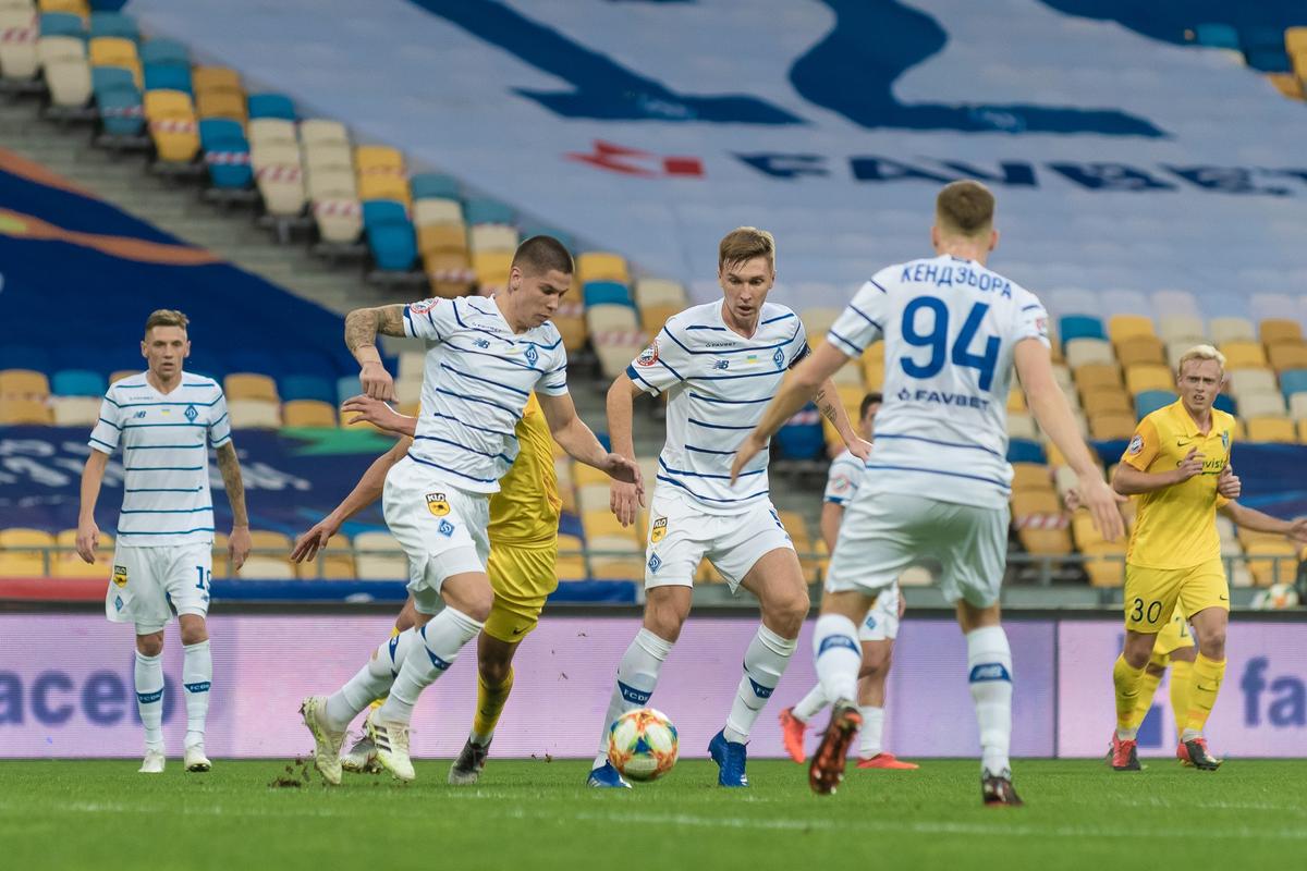 Încă o victorie pentru Dinamo Kiev în Ucraina » Echipa lui Mircea Lucescu rămâne lider în campionat