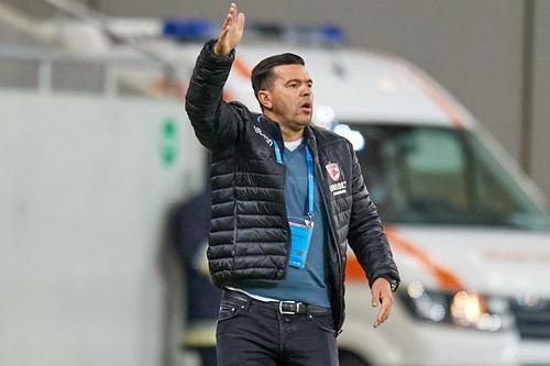 Cosmin Contra e sub presiune și ar putea pleca din „Ștefan cel Mare” în cazul în care „câinii” nu câștigă nici la Sfântu Gheorghe