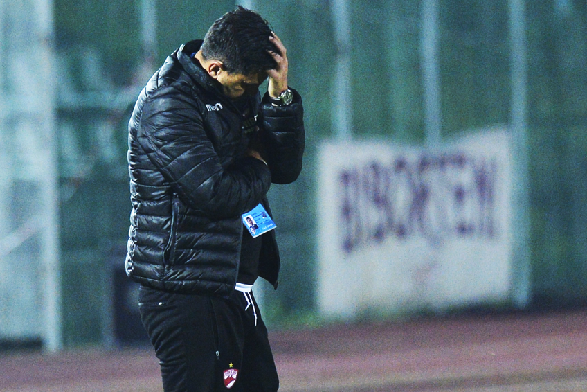 Cosmin Contra, un monument al deznădejdii. foto: Cristi Preda (GSP)