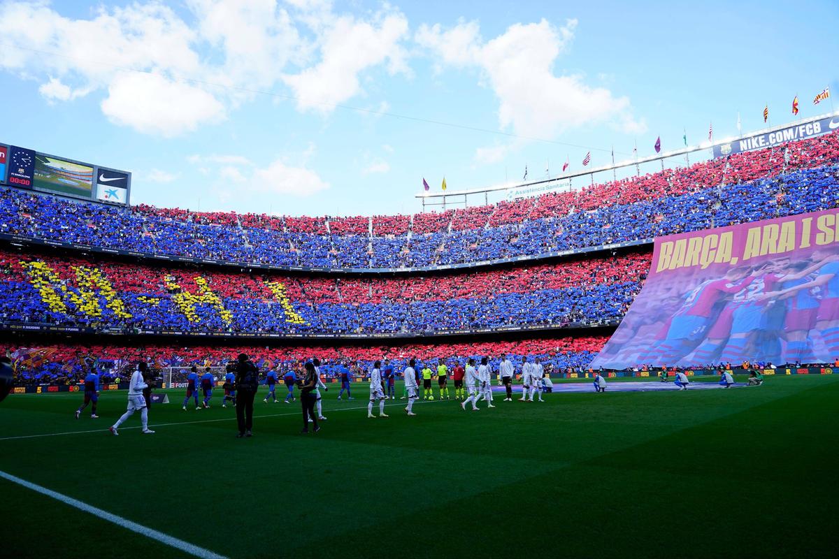 Imagini șocante după Barcelona - Real Madrid » Koeman, atacat de fanii catalanilor! Prima reacție