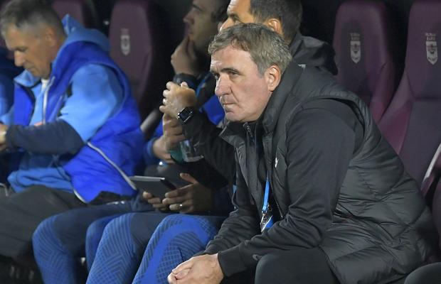 Mircea Sandu, dezvăluire incredibilă despre Gică Hagi: „Eu și prim-ministrul l-am ajutat să ia hotelul Iaki. I-am dat 300.000 de la UEFA pentru baza de la Ovidiu”