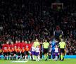 Manchester United l-a omagiat pe Sir Bobby Charlton