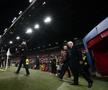 Manchester United l-a omagiat pe Sir Bobby Charlton