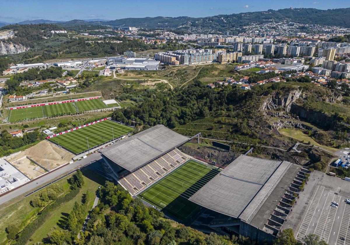 WOW! Aici trebuie să joace Real Madrid! Imagini superbe cu un stadion unic: „Cel mai dificil proiect”