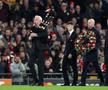 Manchester United l-a omagiat pe Sir Bobby Charlton
