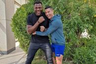 Francis Ngannou, cadou de peste 100.000 de euro din partea lui Cristiano Ronaldo înainte de lupta cu Tyson Fury: „Am mers să-l ridic la Riad”