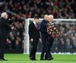 Momente emoționante în Champions League » Manchester United l-a omagiat pe Sir Bobby Charlton