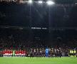 Manchester United l-a omagiat pe Sir Bobby Charlton