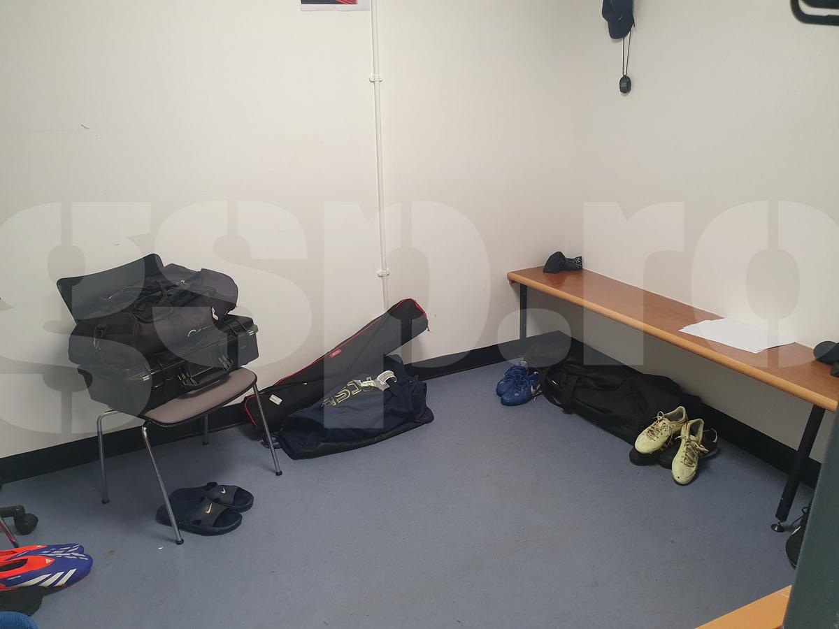 Gazeta a intrat în vestiarele miticului „Ibrox Park” » Detaliul istoric din camera lui Rangers, locul lui Ianis Hagi și cum arată acum cabina FCSB