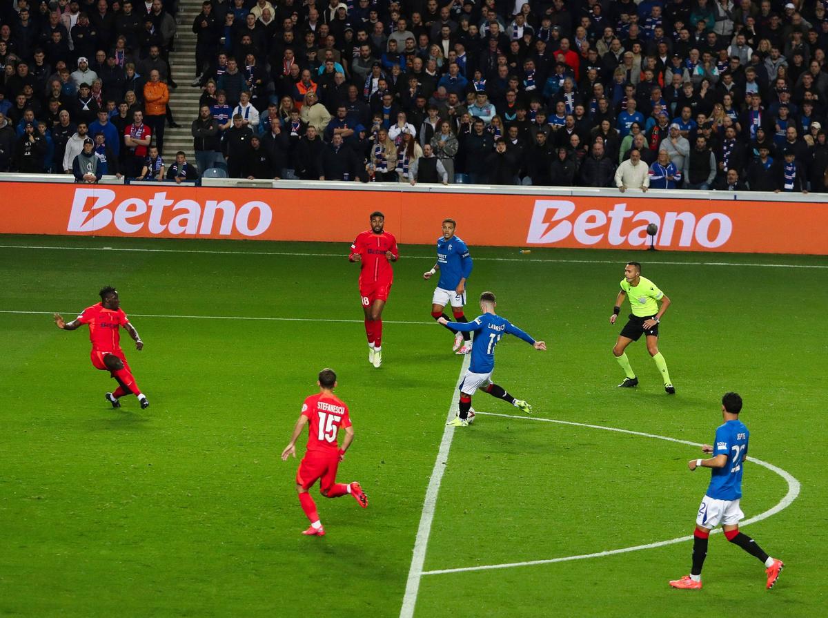 FCSB, dezastru la Glasgow! » Roș-albaștrii au primit patru goluri, iar „Panterele” lui Gigi Becali au fost ridiculizate