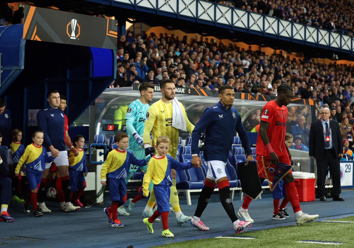 FCSB, dezastru la Glasgow! » Roș-albaștrii au primit patru goluri, iar „Panterele” lui Gigi Becali au fost ridiculizate