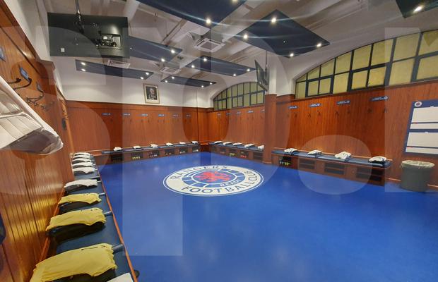 Gazeta a intrat în vestiarele miticului „Ibrox Park” » Detaliul istoric din camera lui Rangers, locul lui Ianis Hagi și cum arată acum cabina FCSB