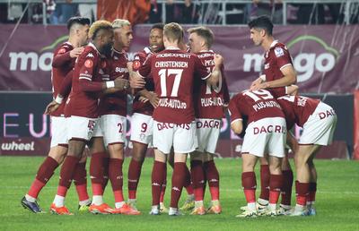 Necazurile se țin lanț pentru Rapid: nu unul, ci doi fotbaliști de bază sunt out de la derby-ul cu FCSB!