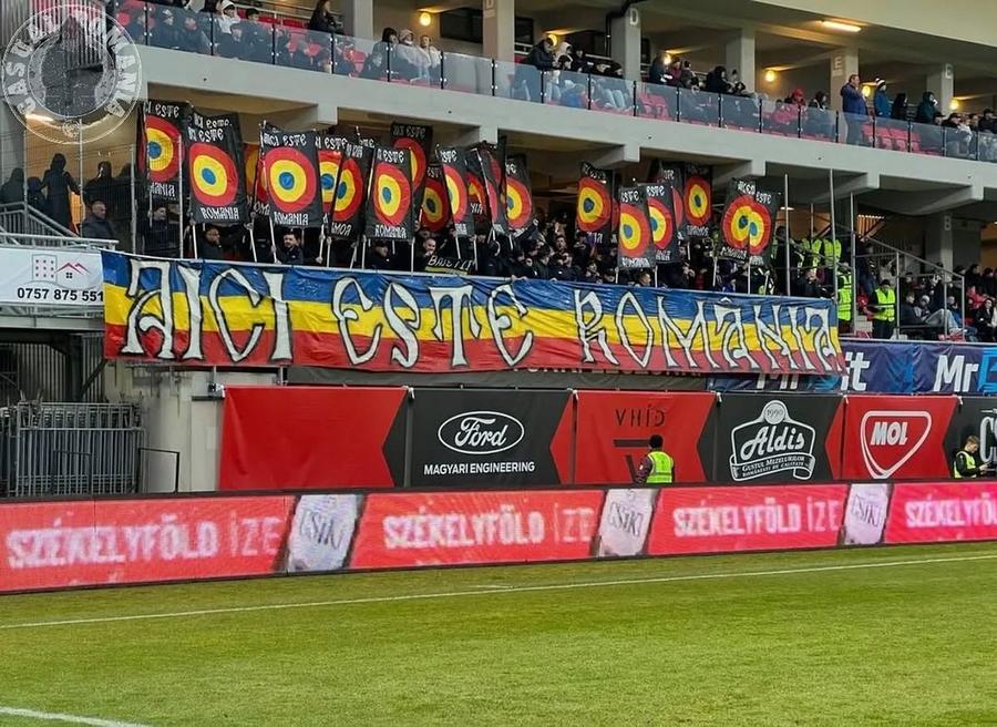Meciul s-a întrerupt pentru scurt timp la Miercurea Ciuc din cauza scandărilor xenofobe » Ce a spus Paul Papp, fotbalistul care a intervenit