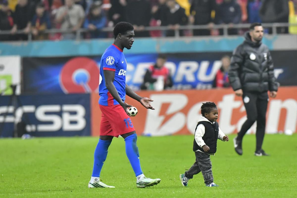 Eroul Boutoutaou a dezvăluit ce i-a zis Reghecampf la pauză, înainte să decidă FCSB - Rapid
