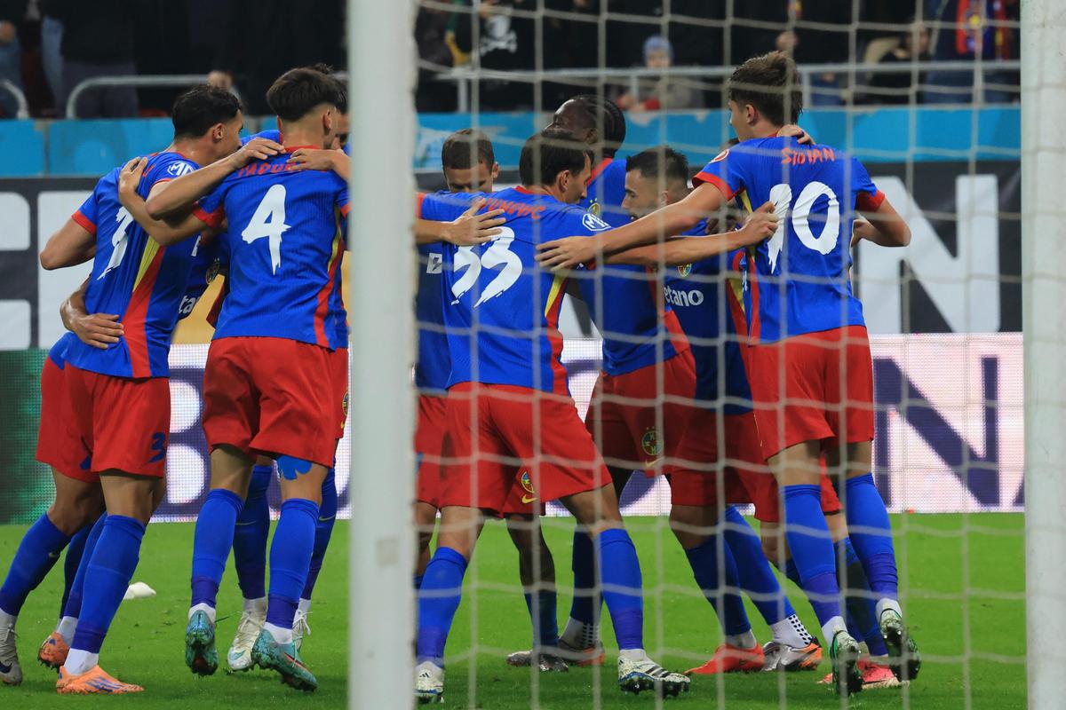 Imagini de la FCSB - Rapid (repriza 2) // foto: Ionuț Iordache și Cristi Preda (GSP.ro)