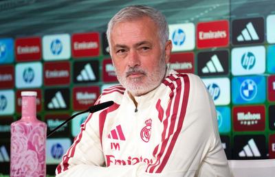 Mourinho s-a enervat înainte El Clasico, apoi a trecut la șotii: „Arăt atât de rău?”