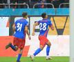 Juri Cisotti și Aymen Boutoutaou, în FCSB - Rapid // foto: Ionuț Iordache și Cristi Preda (GSP.ro)