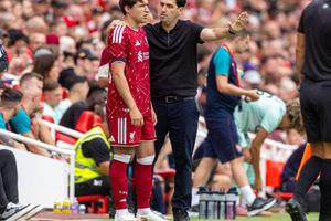 Chivu a mai pus ochii pe un jucător din Premier League » Campionul european n-ar refuza transferul în ianuarie