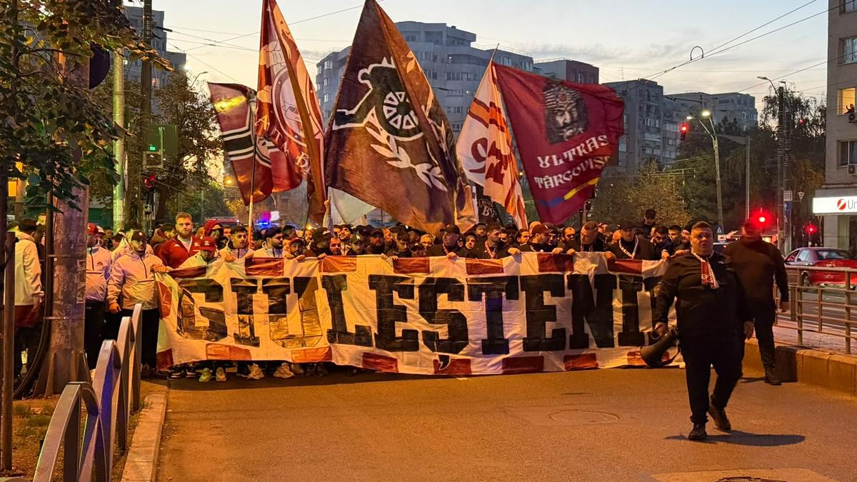 Suporterii rapidiști, show în drumul spre Arena Națională