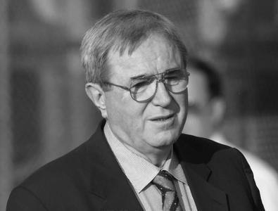 Viorel Păunescu, fostul președinte al Stelei, a murit la vârsta de 91 de ani