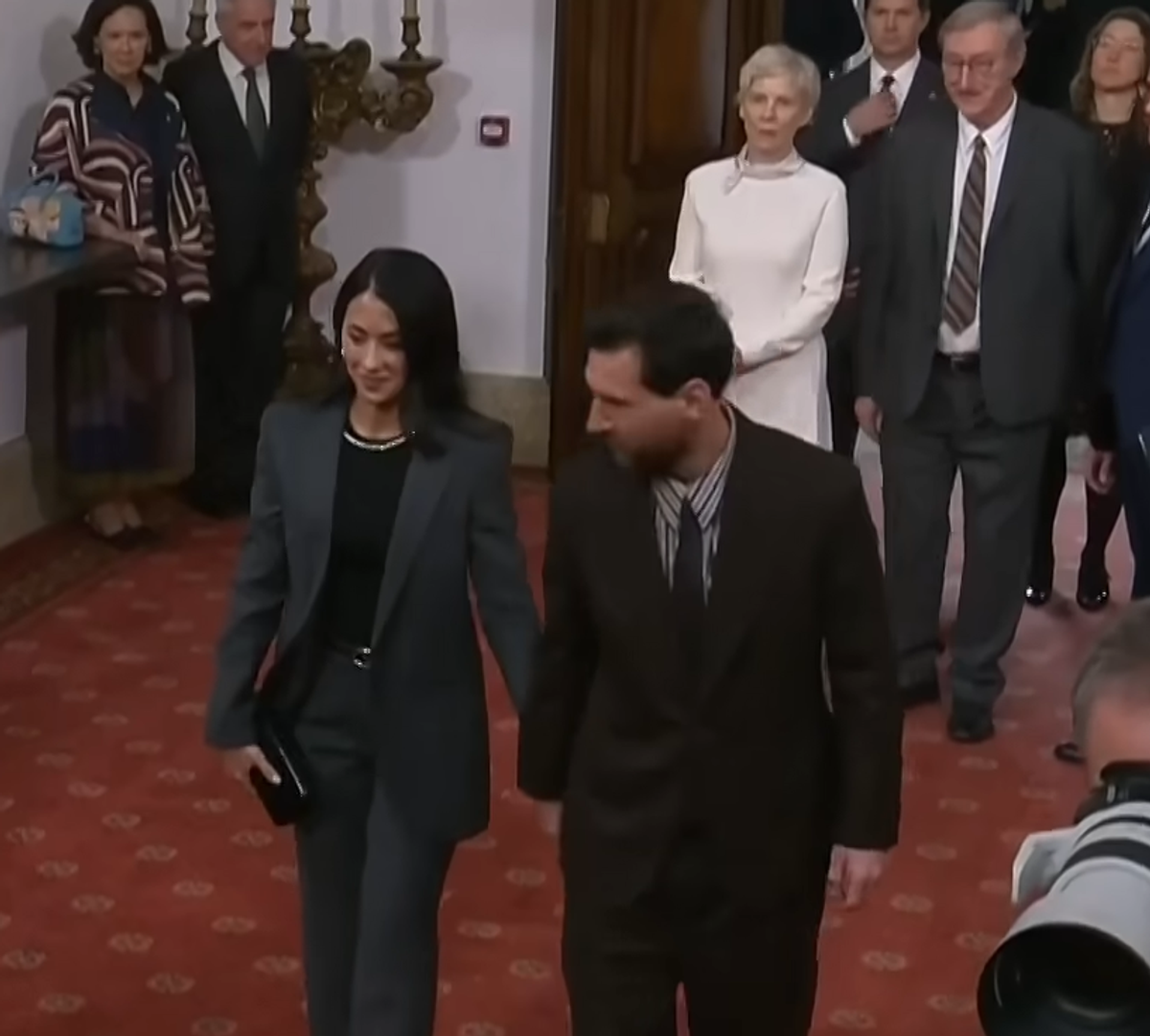 Cum au apărut Lionel Messi și soția Antonela la întâlnirea cu Prințesa Leonor » Sunt imaginile momentului