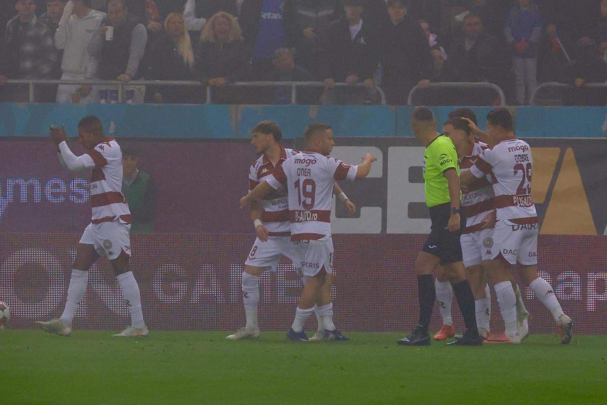 FCSB, REMONTADA de zile mari în derby-ul cu Rapid: Boutoutaou a făcut show » Elevii lui Reghe se apropie de primele locuri! Clasamentul