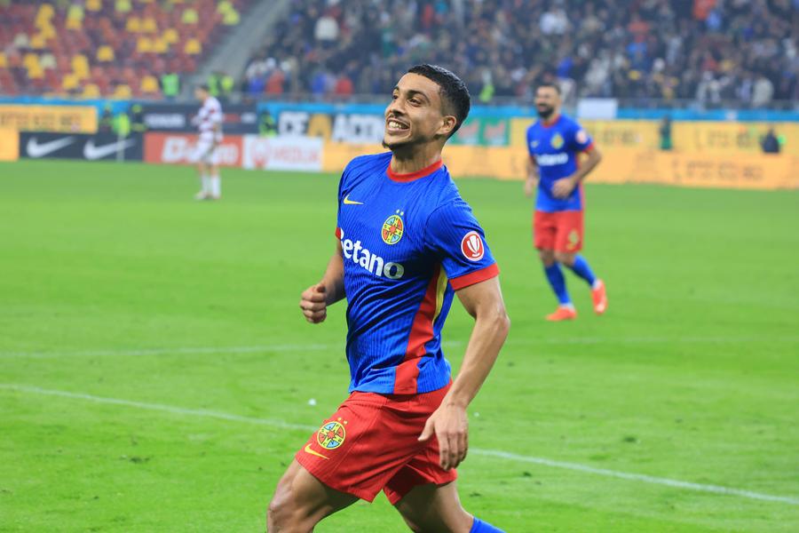 „Peste nivelul Superligii” » Rivalul FCSB, dat pe spate de jucătorul roș-albaștrilor