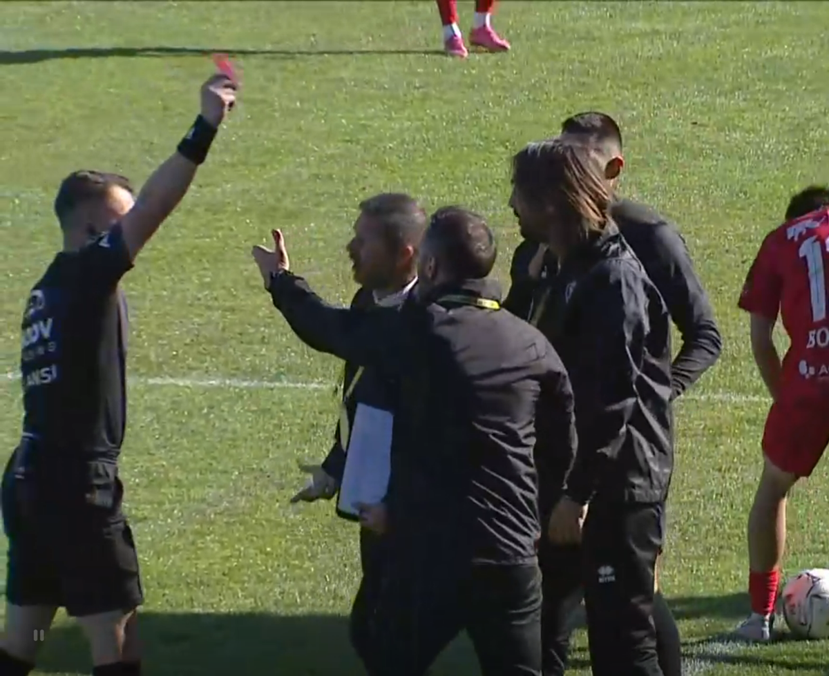 Dan Alexa, eliminat în Poli Timișoara - FC Bacău