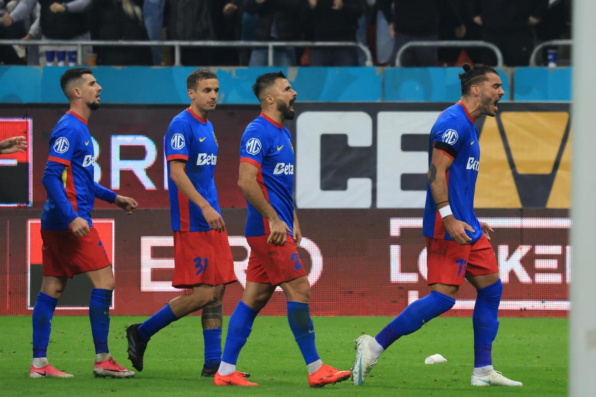 Imagini de la FCSB - Rapid (repriza 2) // foto: Ionuț Iordache și Cristi Preda (GSP.ro)