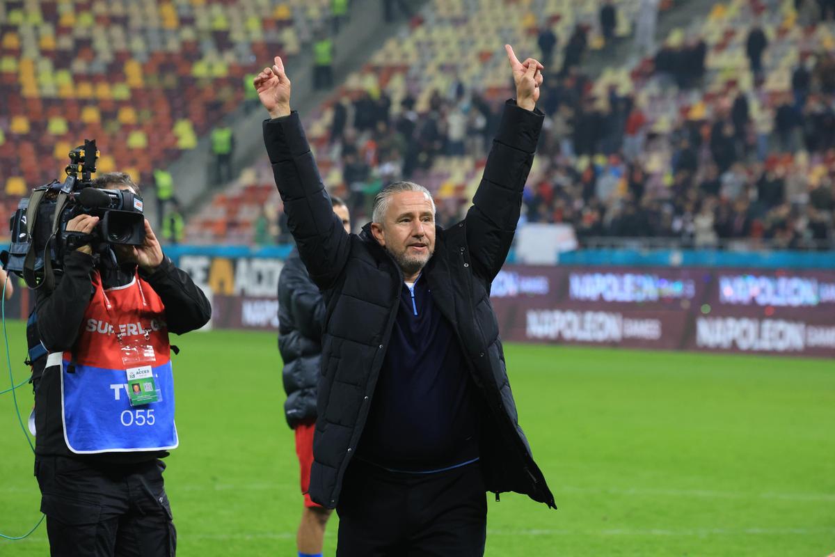 Eroul Boutoutaou a dezvăluit ce i-a zis Reghecampf la pauză, înainte să decidă FCSB - Rapid