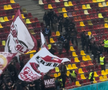 Incidente pe Arena Națională la FCSB - Rapid! Fanii giuleșteni au vrut să meargă peste roș-albaștri, Jandarmeria i-a scos din stadion!