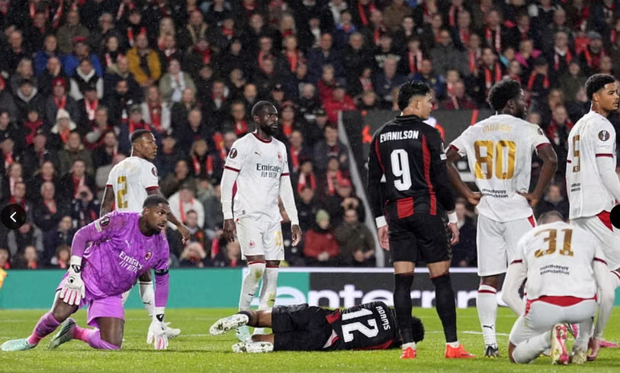 Mike Maignan l-a împins cu palmele în față pe Tyler Adams și a primit direct cartonaș roșu Fanii l-au atacat rasist pe Mike Maignan după eliminarea cu Bournemouth! » Ce măsuri a luat Milan cu portarul