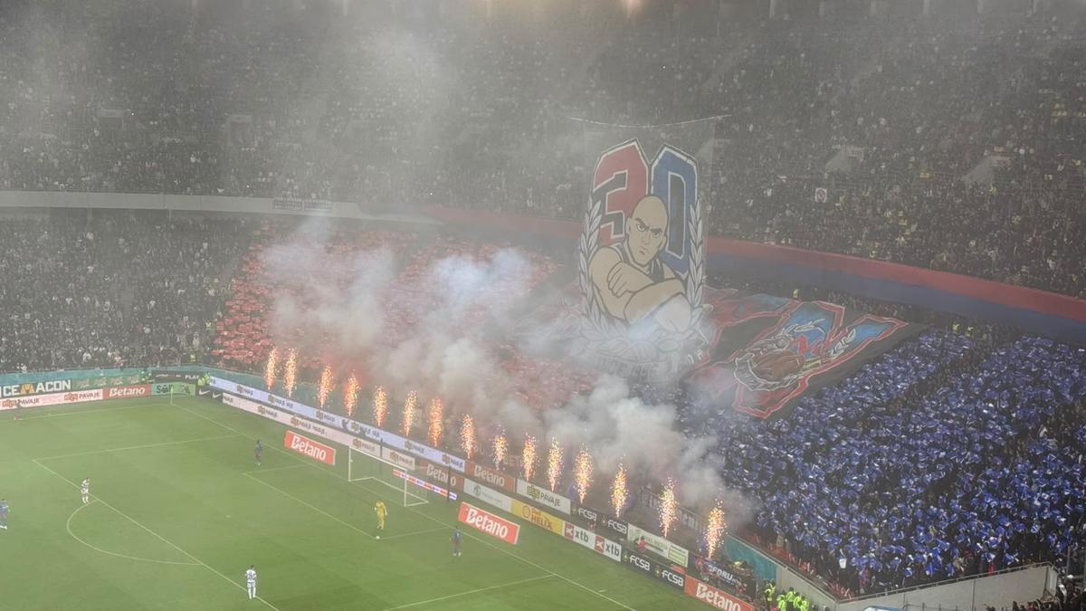 FCSB - Rapid, imagini de atmosferă, scenografie, bannere