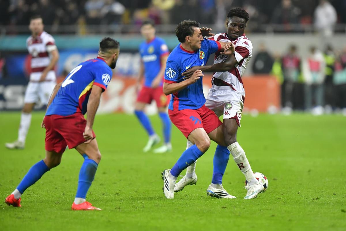 (2) Imagini de la FCSB - Rapid (repriza 2) // foto: Ionuț Iordache și Cristi Preda (GSP.ro)