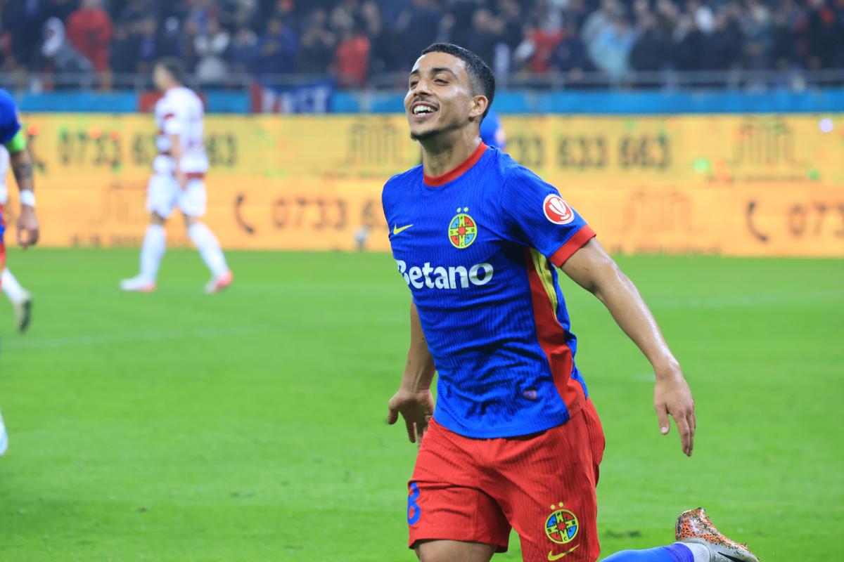 Imagini de la FCSB - Rapid (repriza 2) // foto: Ionuț Iordache și Cristi Preda (GSP.ro)