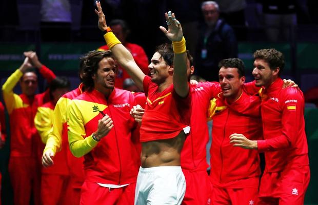 DAVIS CUP // VIDEO Spania, regină pentru a 6-a oară! Rafael Nadal aduce victoria decisivă în fața Canadei, după o nouă zi plină de dramatism și emoții