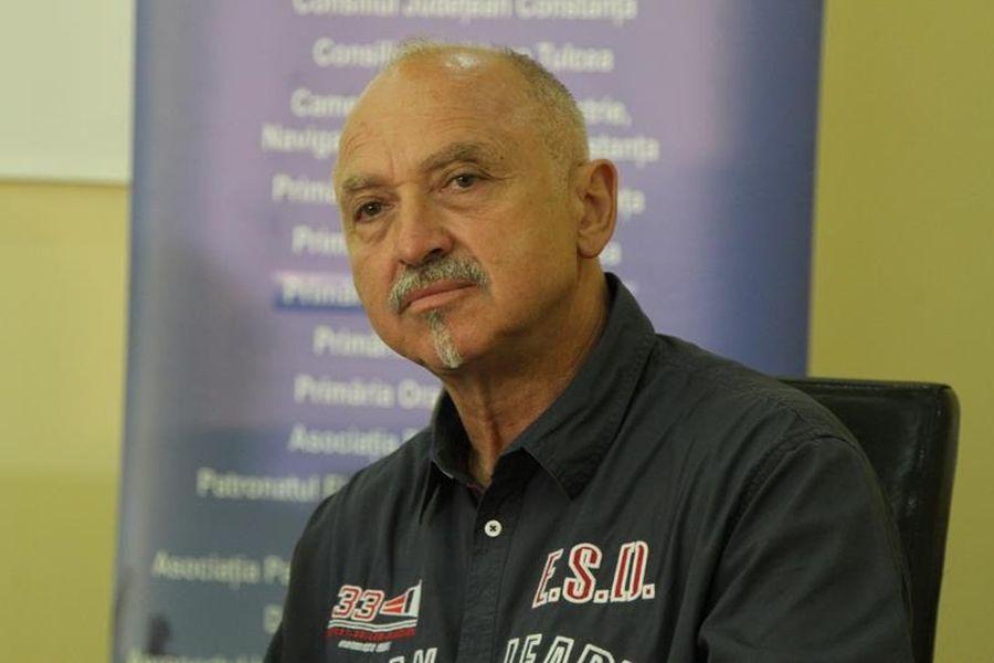 Paul Neagu, antrenorul lotului de bob Încă un scandal de proporții în sportul românesc! O sportivă din lotul olimpic de bob face acuzații grave la adresa propriului antrenor: „Eram în lenjerie intimă, a intrat peste mine în cameră” + reacția COSR