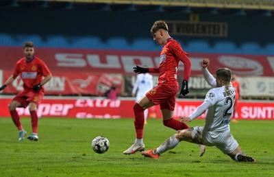 Revoltă la CS Universitatea Craiova, după penalty-ul inventat pentru FCSB: „Mi-a spart retina! O avem grea anul ăsta”