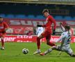 Fotoreporterul GSP Raed Krishan a surprins cadru cu cadru faza care a dus la acordarea  penalty-ului care a decis aseară partida Gaz Metan - FCSB 2-3