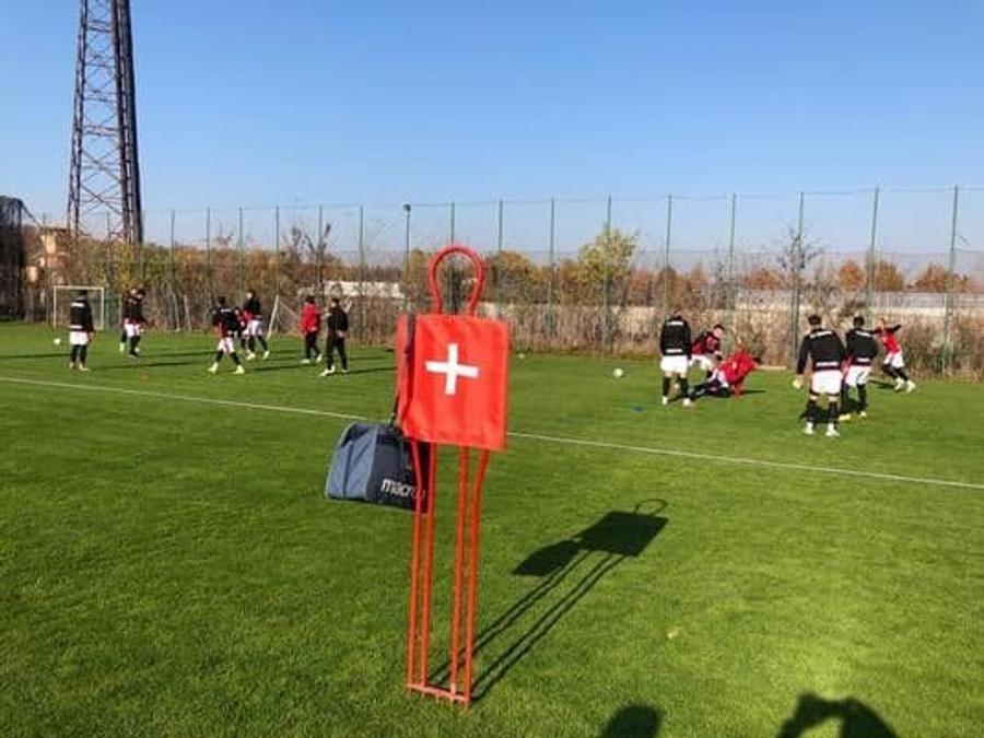 FOTO Imaginea zilei vine de la Dinamo » Cum au reacționat jucătorii la situația disperată din „Groapă”