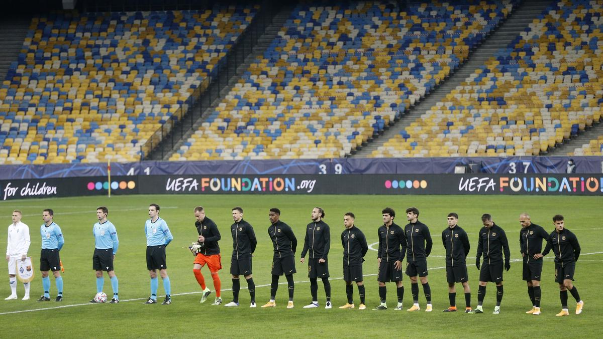 FOTO+VIDEO. Rezultatele serii în Champions League » Lucescu, umilit acasă de Barca B! Marcatori + clasamentele grupelor