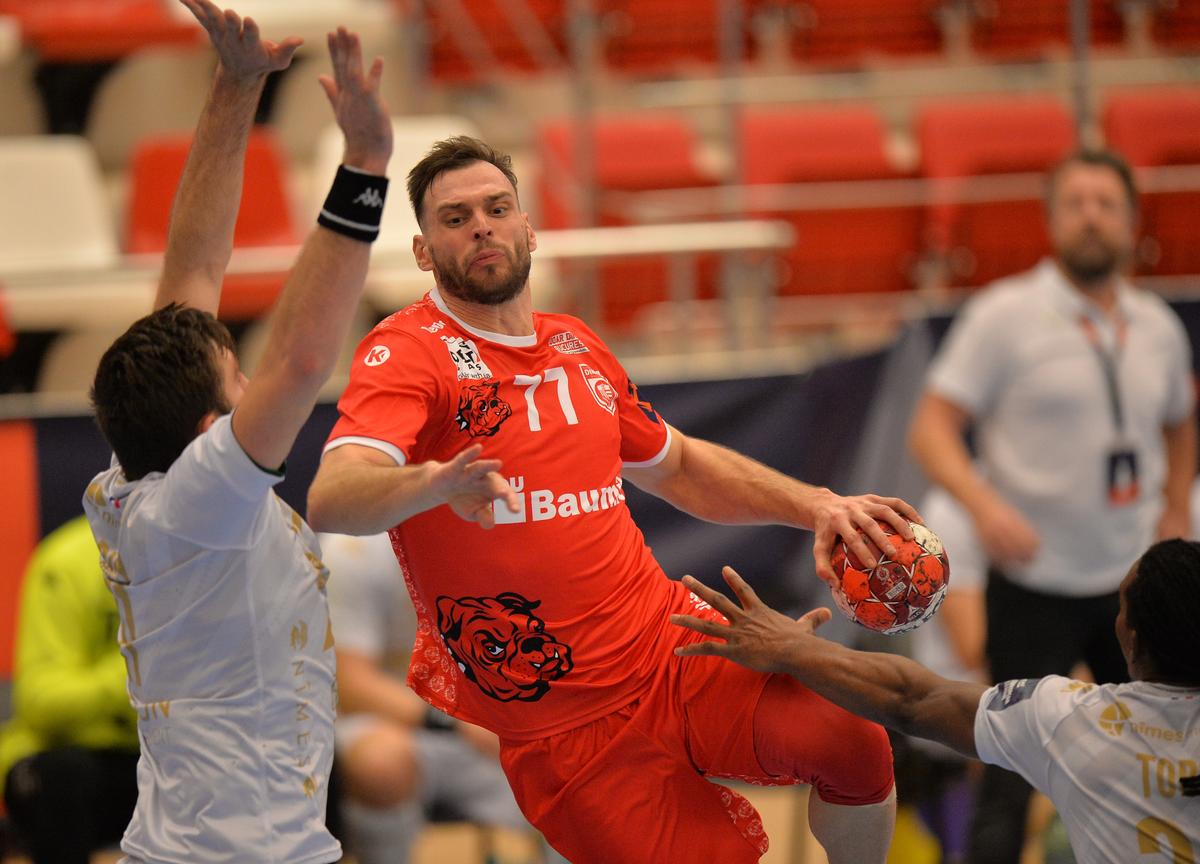 FOTO. S-au întors „dulăii” adevărați! Dinamo a obținut prima victorie în grupa B a EHF European League, 29-27 cu Nîmes!
