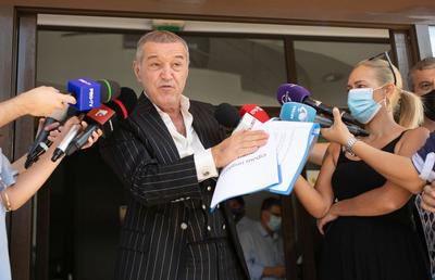 Una a zis și alta a trimis! Ce conține, de fapt, „oferta oficială” făcută de Mustață lui Gigi Becali :)