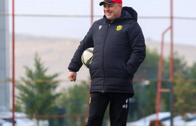Marius Șumudică nu s-a învățat minte: „Până acum am tăcut, dar vreau să spun ceva: și-au bătut joc de club!”