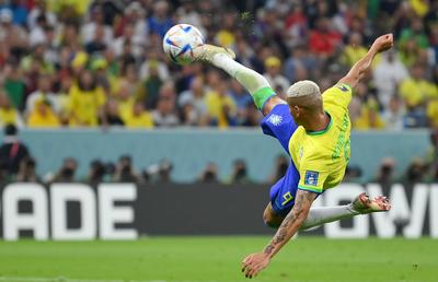 Trimișii GSP au fost pe stadion la Brazilia - Serbia » Favorita Mondialului, victorie după dubla lui Richarlison