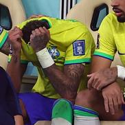 Neymar, în lacrimi pe bancă la Brazilia - Serbia. Foto: Imago